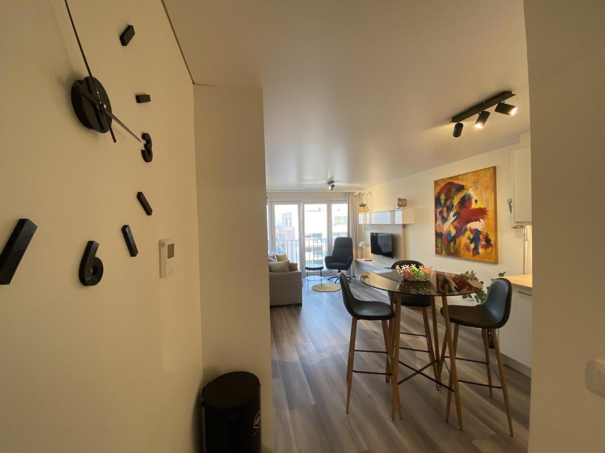 Moderne Studio Aan Zee Apartment ออสเทนด์ ภายนอก รูปภาพ
