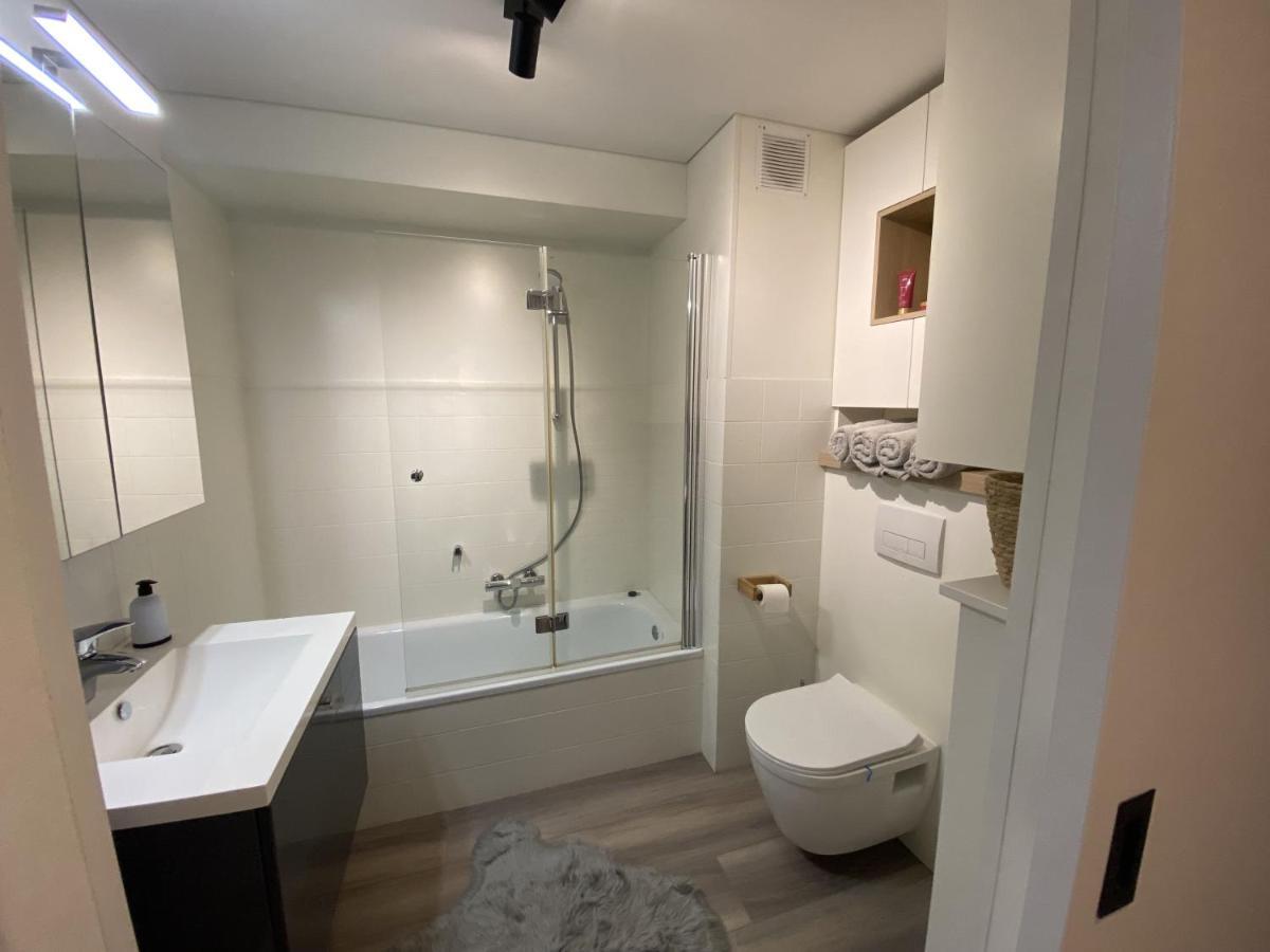 Moderne Studio Aan Zee Apartment ออสเทนด์ ภายนอก รูปภาพ